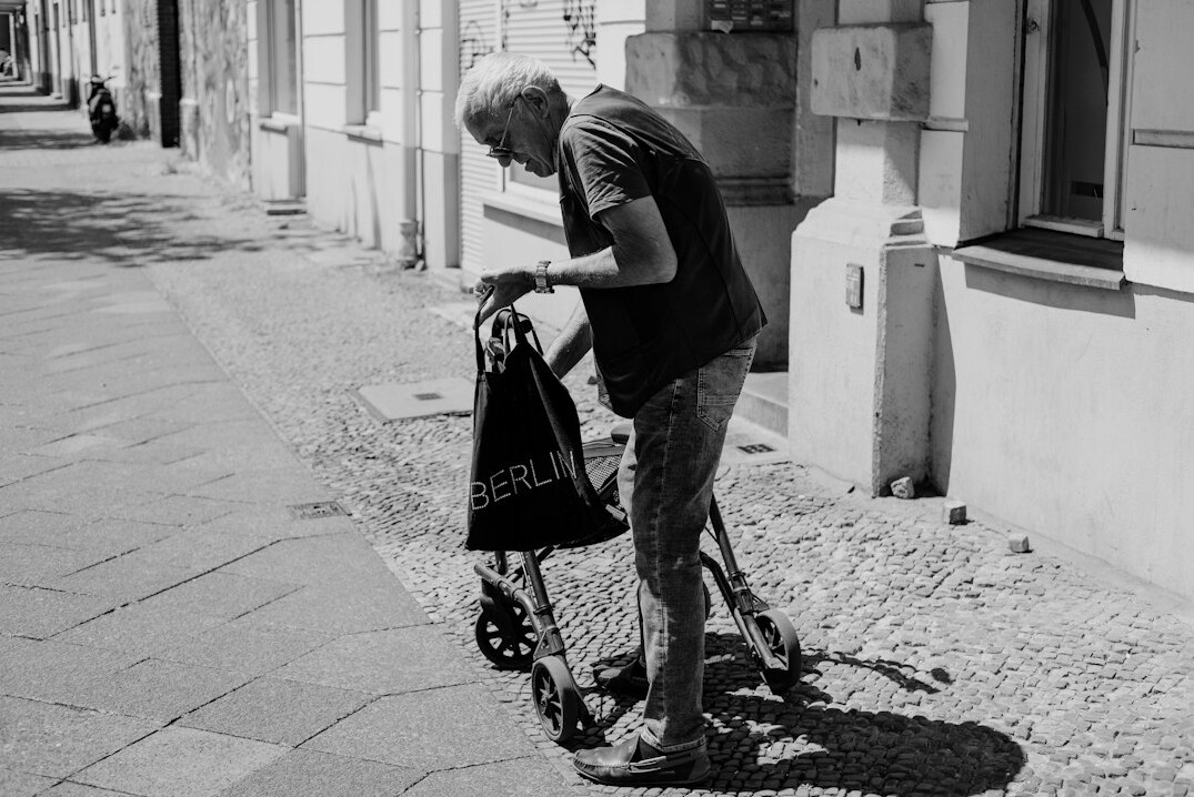 elderly shoplifter caught